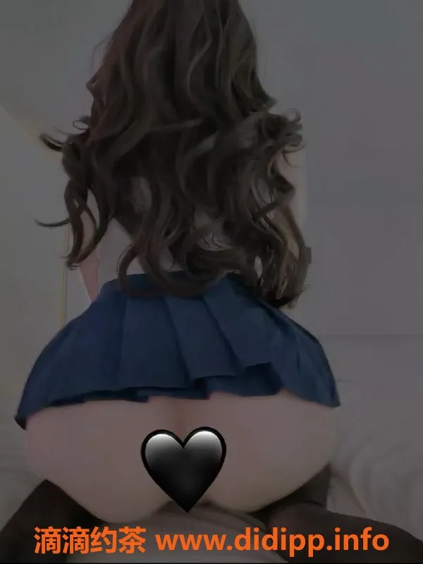 广州楼凤-天河小葡萄2000元私密服务等你来体验！