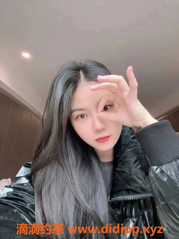 广州楼凤资源信息,天河新子，600元夜课69P服务，亲吻尽享