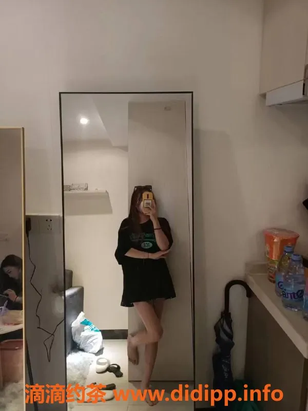 广州楼凤-番禺嫩妹茜茜，夜课6P服务等你来尝试！