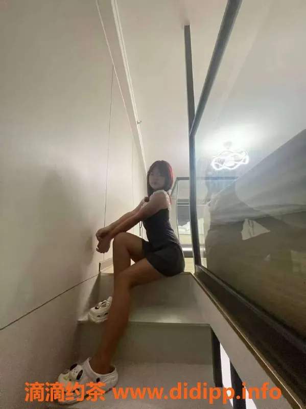 东莞楼凤资源信息,大朗水蜜桃服务优，价格实惠，夜场热销