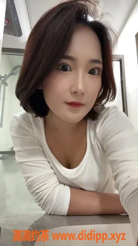 长沙楼凤-岳麓区小泽，400元享优质服务