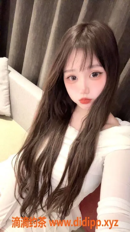 深圳楼凤资源信息,龙华区嫩妹洛可，制服服务超赞！