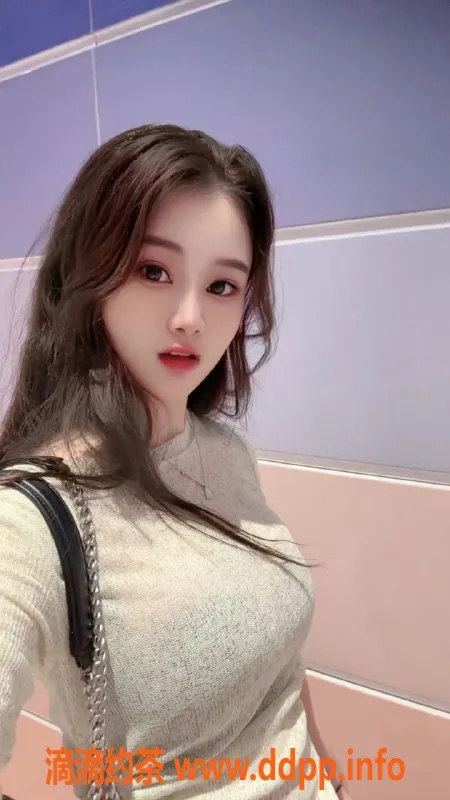 杭州楼凤资源信息,萧山小甜甜，御姐级舌吻服务，超值优惠