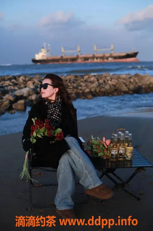 深圳楼凤资源信息,福田区御姐小鹿，温柔服务仅需980P