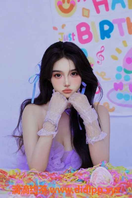 杭州楼凤-杭州哆咪 22岁 D罩杯 165cm 95斤 1200元起