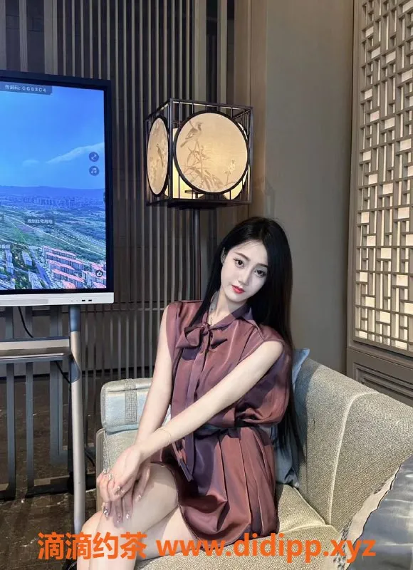 杭州楼凤-绵绵冰小羊：168cm/48kg/22岁，陪浴服务优质享受