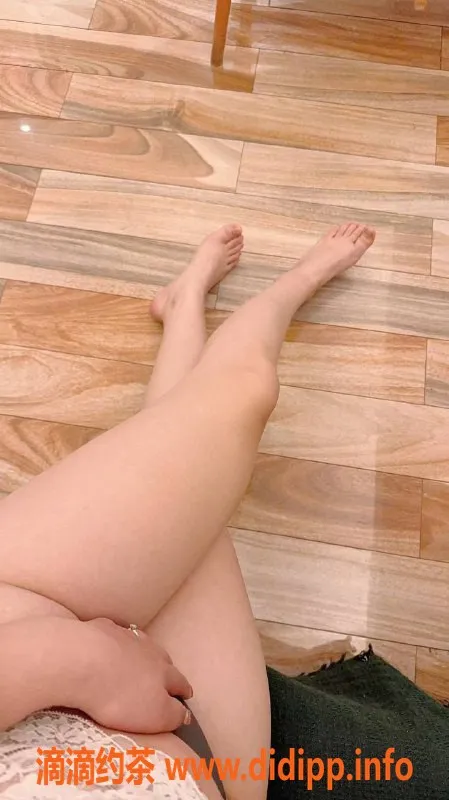 郑州楼凤-骚七，郑州165cm 26岁性感伴游，5p起价