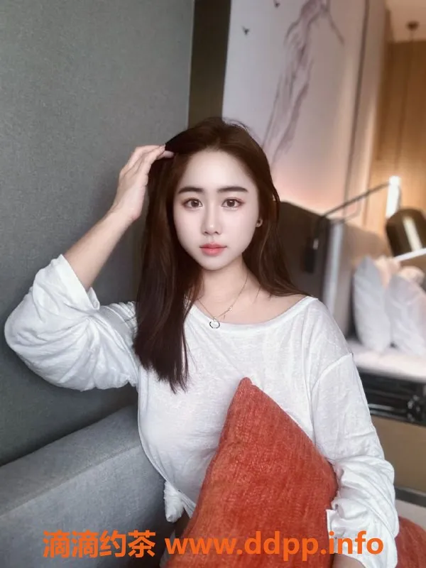 东莞楼凤资源信息,南城鑫鑫，22岁165cm，36C嫩妹来袭！