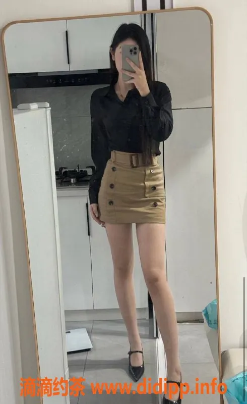 杭州楼凤-拱墅妮妮，嫩妹大长腿，爱玩69互舔！