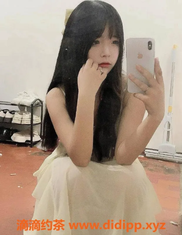 成都楼凤资源信息,东郊记忆双飞体验，嘉琪嘉怡推荐