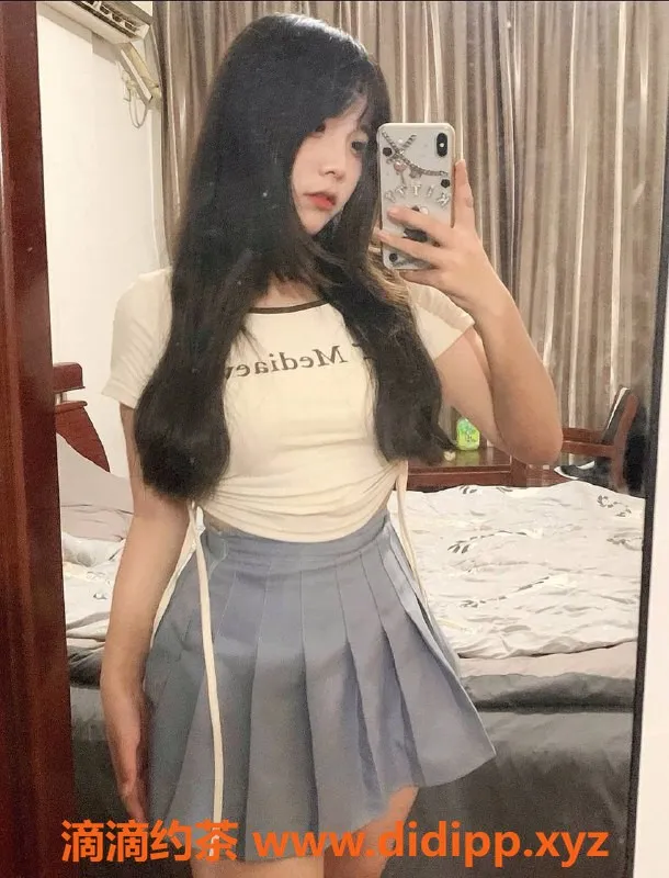 成都楼凤-东郊记忆双飞体验，嘉琪嘉怡推荐