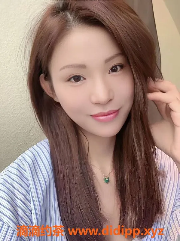 杭州楼凤-上城区小画老师，24岁160cm C奶，600元包夜不限次