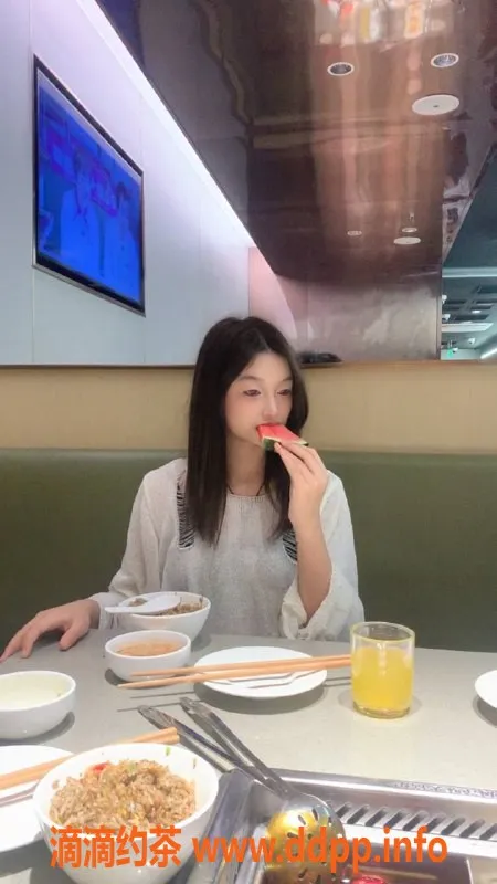 广州楼凤-金沙洲彤彤，1200约嫩妹，视频验证可放心