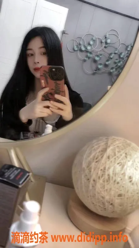 厦门楼凤资源信息,莲坂附近梦梦御姐，69元舌吻包时服务