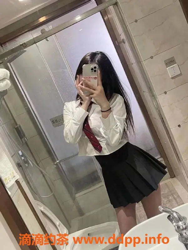 厦门楼凤-莲坂附近梦梦御姐，69元舌吻包时服务