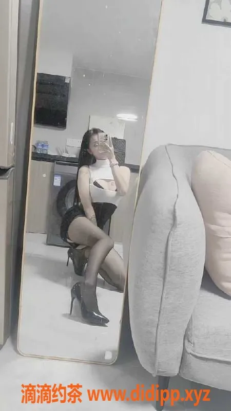 广州楼凤-天河东圃依依 21岁 160cm 49kg 茶水600元