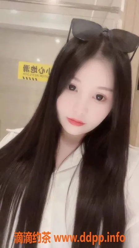 杭州楼凤-拱墅甜甜：丰满巨乳嫩妹，性价比超高