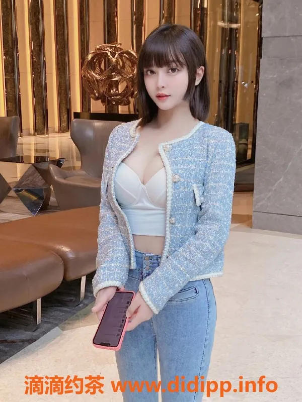 上海楼凤-徐汇洛洛 169cm D+胸 身材诱人 1200元起