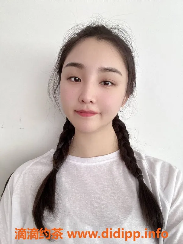 东莞楼凤-南城婷婷，163cm，52kg，热情主动，700元起