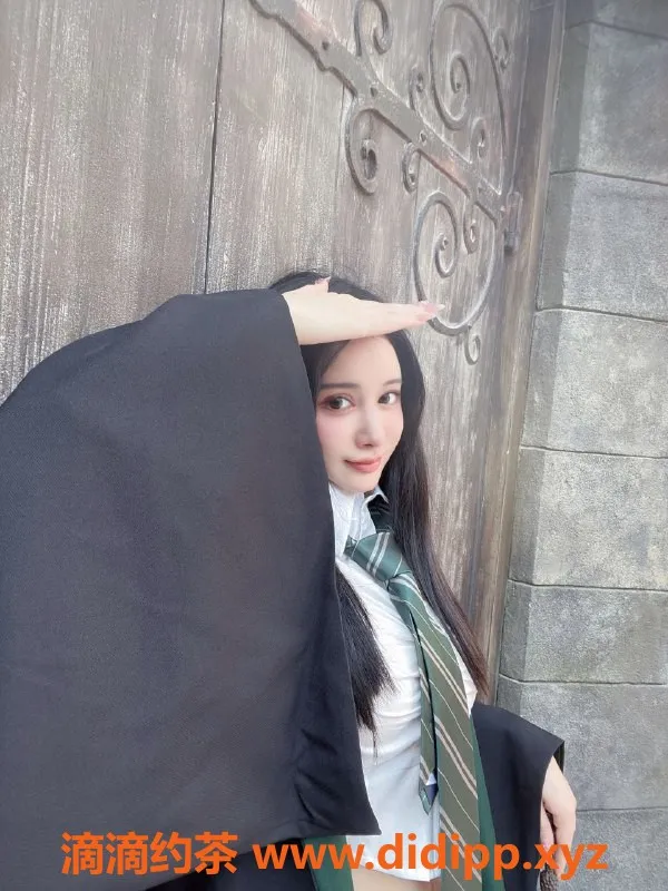 深圳楼凤资源信息,南山珊珊老师，1500元无套服务，清纯娇媚