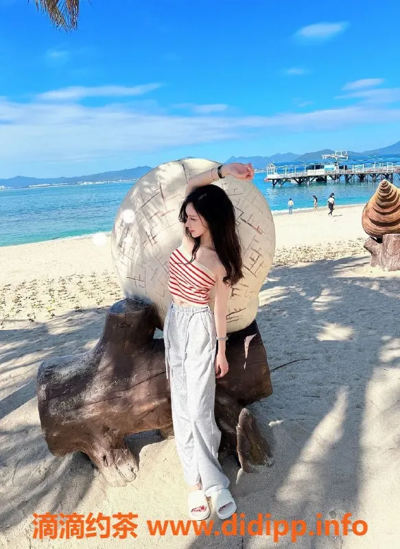 深圳楼凤-南山珊珊老师，1500元无套服务，清纯娇媚