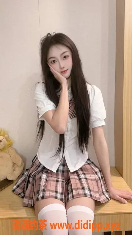 杭州楼凤-拱墅青春嫩妹卡卡，900/P，身材超棒！