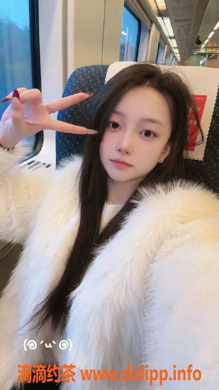 杭州楼凤-拱墅嫩妹乔乔，颜值超高，900起步