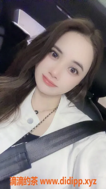 厦门楼凤-思明新景附近26岁小米，天然34B罩杯，69元双飞套餐！