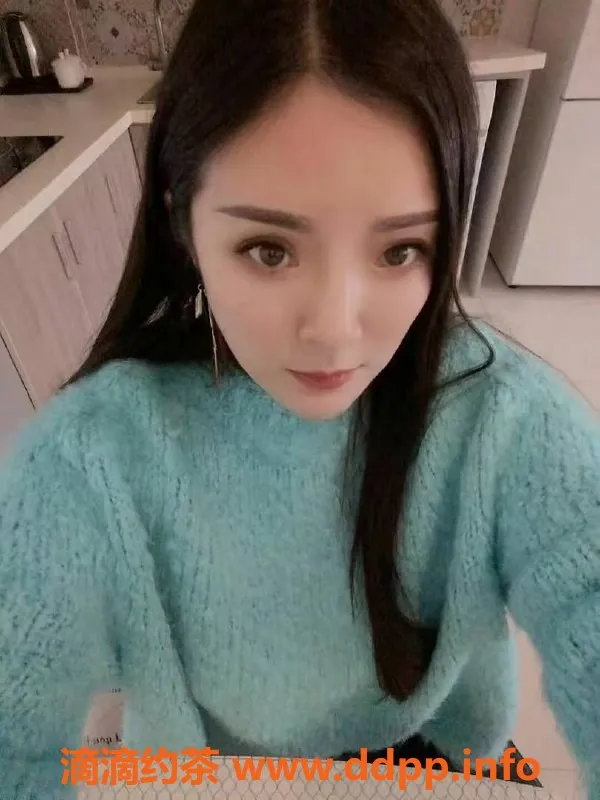 成都楼凤-成都雪梨 158高C罩杯 400元/小时服务