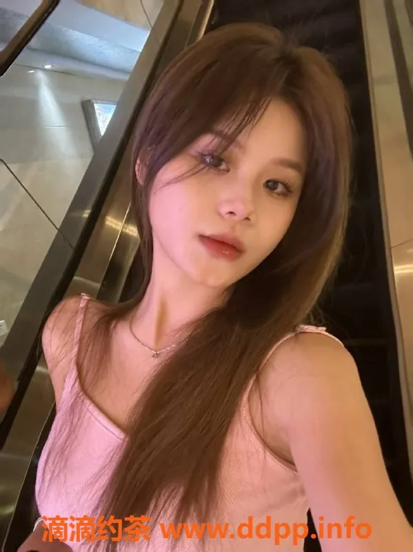 成都楼凤-成都成华区只只，20岁嫩妹，自聊花费700p/50分钟