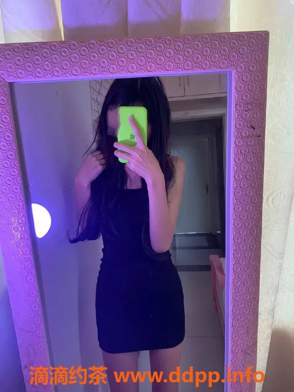 深圳楼凤-罗湖区嫩妹蛋挞，制服调情服务，800起！