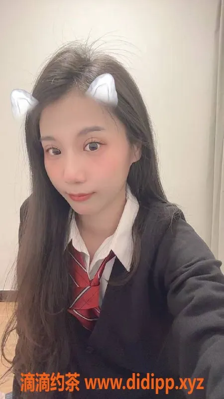 深圳楼凤-宝安区嫩妹小葵，800起，制服水中萧超赞！