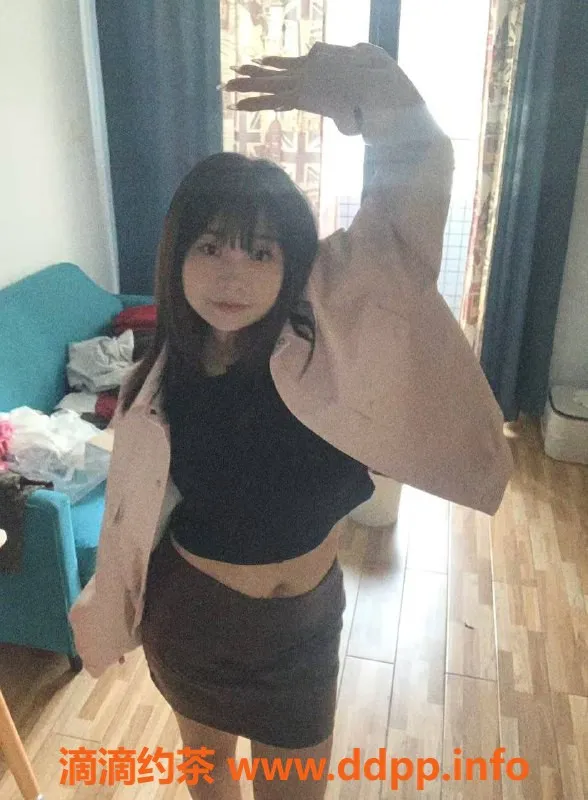 成都楼凤-武侯区嫩妹表妹，身高160，车费6p 9pp