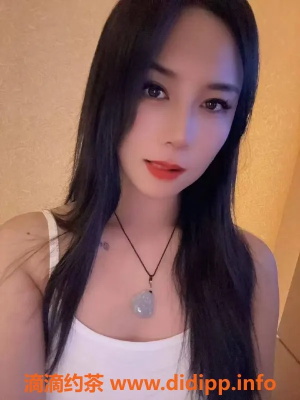 深圳楼凤-龙华莞式变装躺式采耳 绝佳女友体验