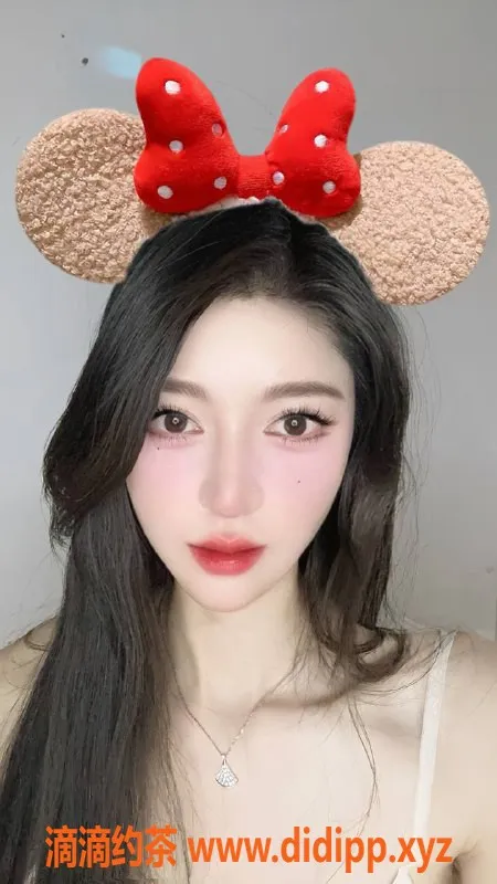 深圳楼凤-福田区御姐Lucky，1088起，五星推荐！