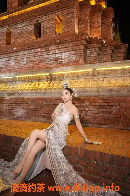 深圳楼凤资源信息,罗湖区御姐路瑶瑶，800元来体验制服服务！