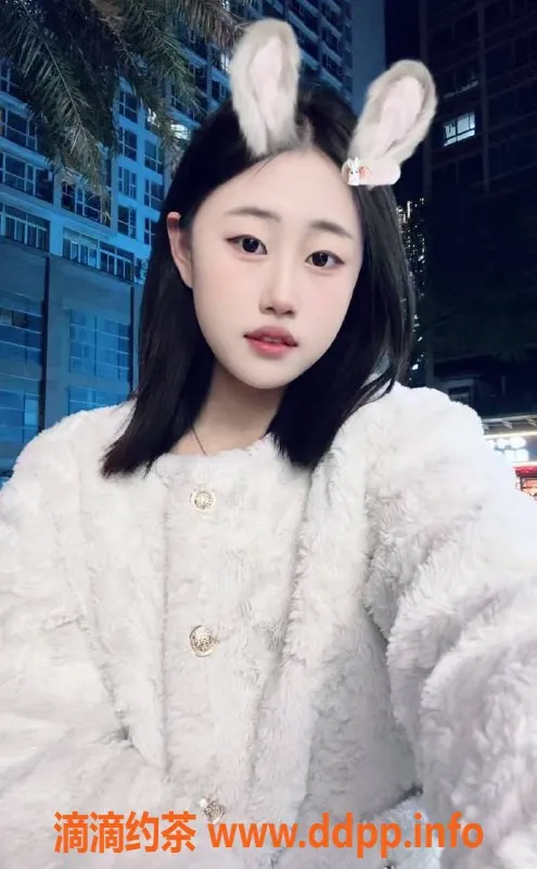 深圳楼凤资源信息,宝安区嫩妹欣欣，制服+水中萧800元起