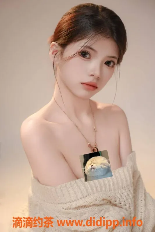 广州楼凤-天河嫩妹小秋，8P夜课舌吻等你来体验！