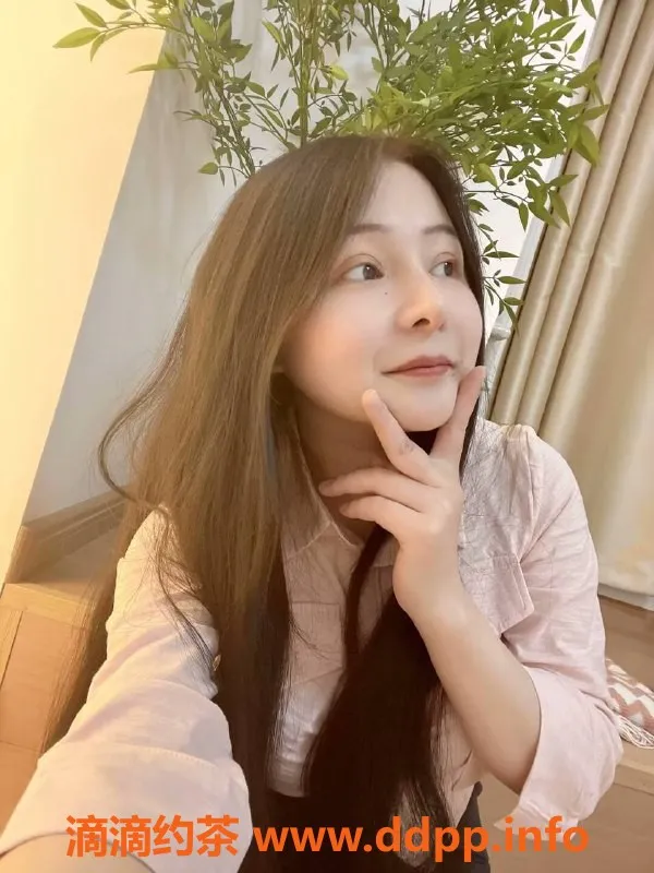 成都楼凤资源信息,川大望江校区雨汐，23岁美女，700元60分钟