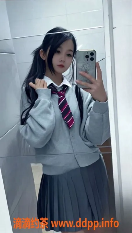 广州楼凤-广佛果果：08后嫩妹，服务价格1300-1900