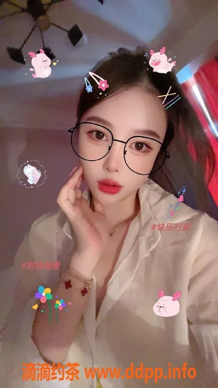 南京楼凤-秦淮区26岁少妇鑫儿，162cm C罩杯服务