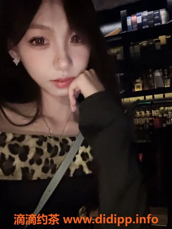 广州楼凤资源信息,天河李一诺，御姐鸳鸯浴，感受不一样的魅力