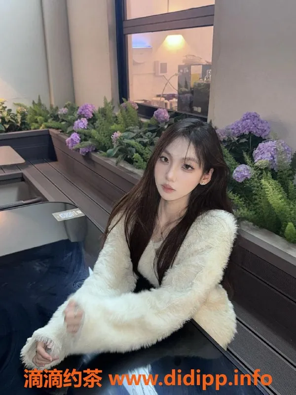 广州楼凤-天河李一诺，御姐鸳鸯浴，感受不一样的魅力