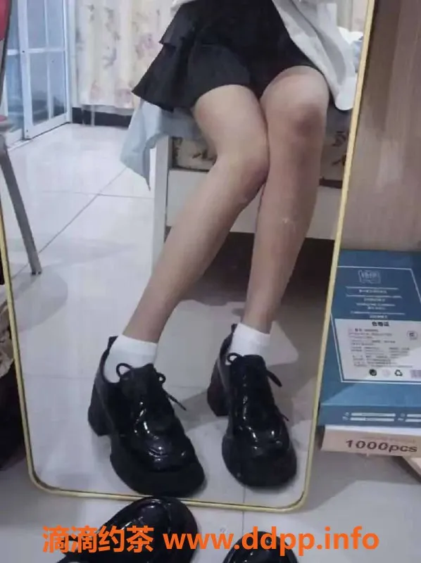 西安抓龙筋-西安妩媚蜜意丝足Spa馆，性感制服诱惑等你来体验