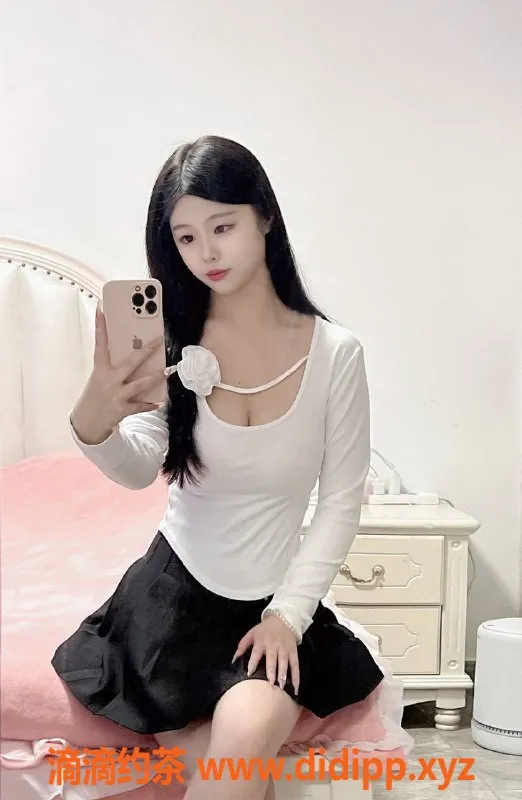 杭州楼凤-上城区嫩妹甜甜 D杯 44kg 1000p热情服务