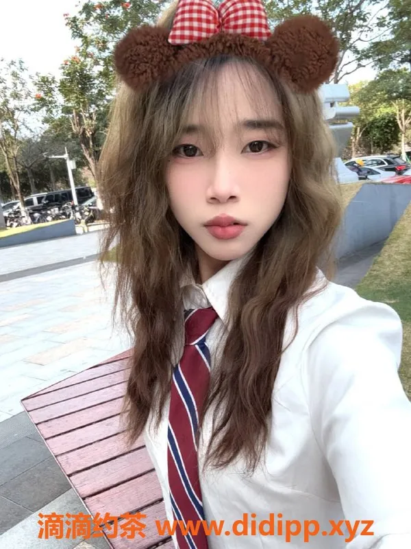 广州楼凤-番禺嫩妹小敏视频验证，600元一次