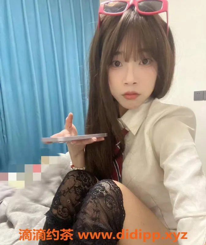 广州楼凤-番禺嫩妹小敏视频验证，600元一次