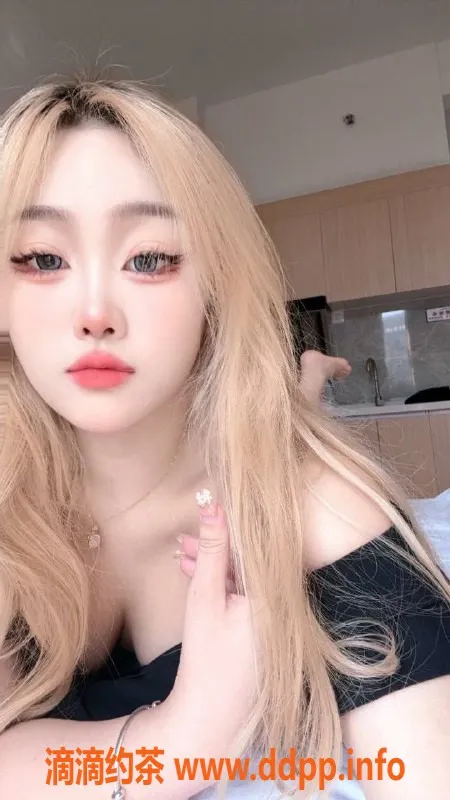 成都上门服务-成都#七七，23岁175cm丰满嫩妹，500元服务可上门