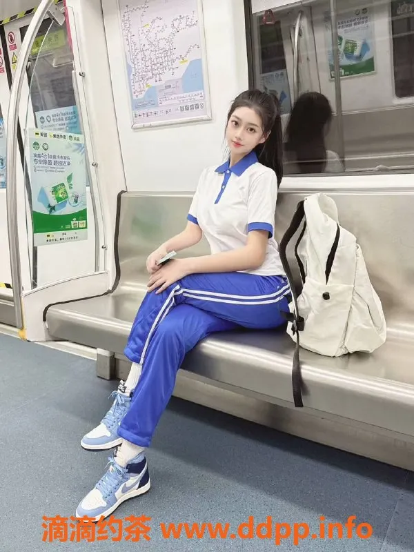 厦门楼凤-思明区子苒，165cm 47kg 34C热情服务