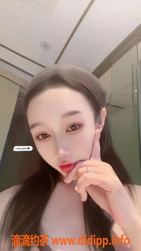 成都楼凤-苏静雅：武侯区御姐，课时费6p/10pp